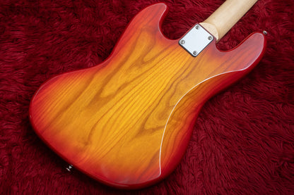【new】woofy basses / ONE series Cavalier 4 Cherry Sunburst