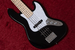 【new】woofy basses / ONE series Cavalier 5 M Black