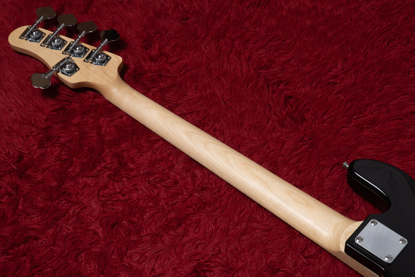 【new】woofy basses / ONE series Cavalier 5 M Black
