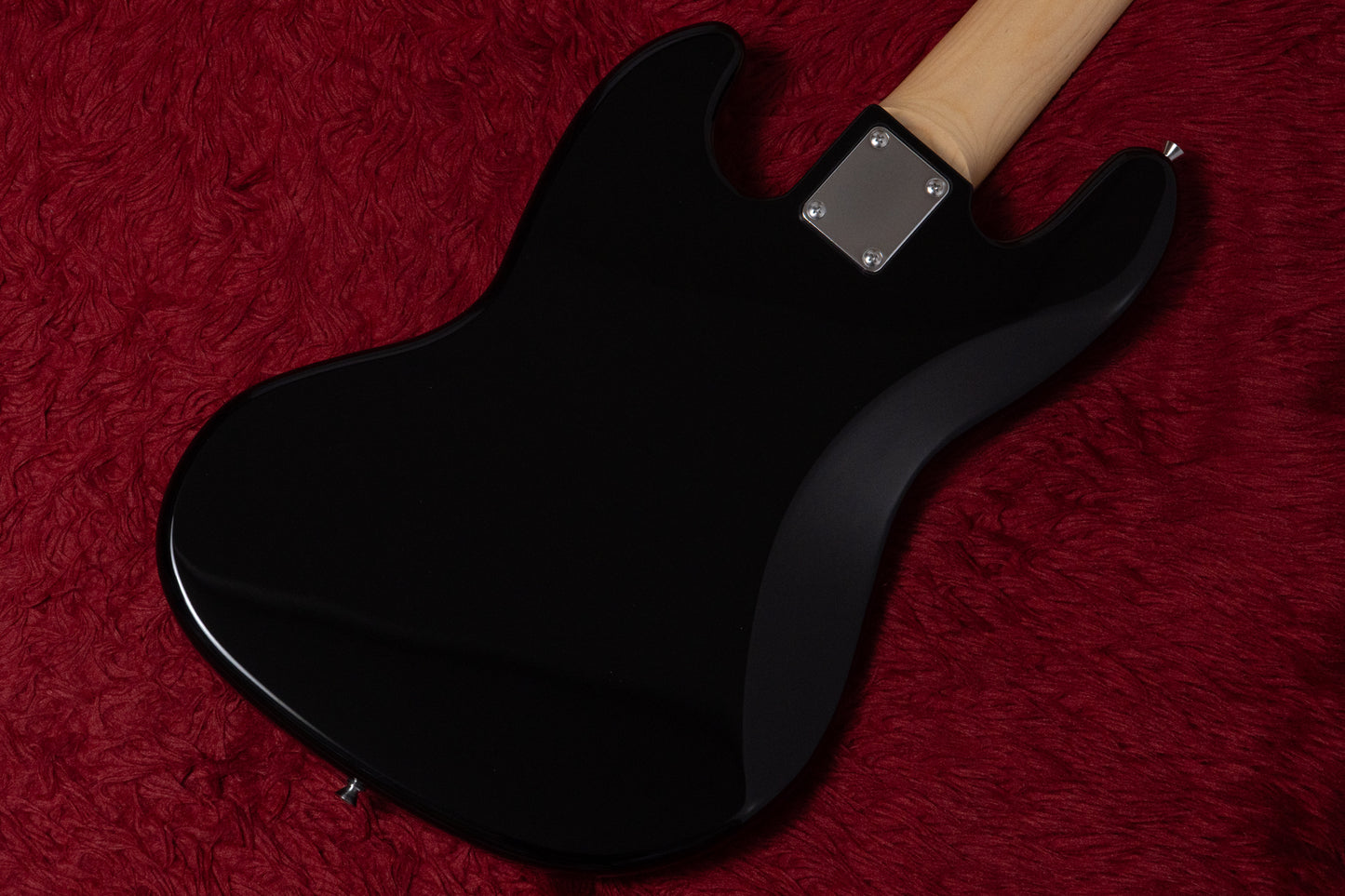 【new】woofy basses / ONE series Cavalier 5 M Black