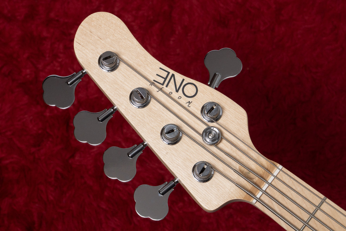 【new】woofy basses / ONE series Cavalier 5 M Black