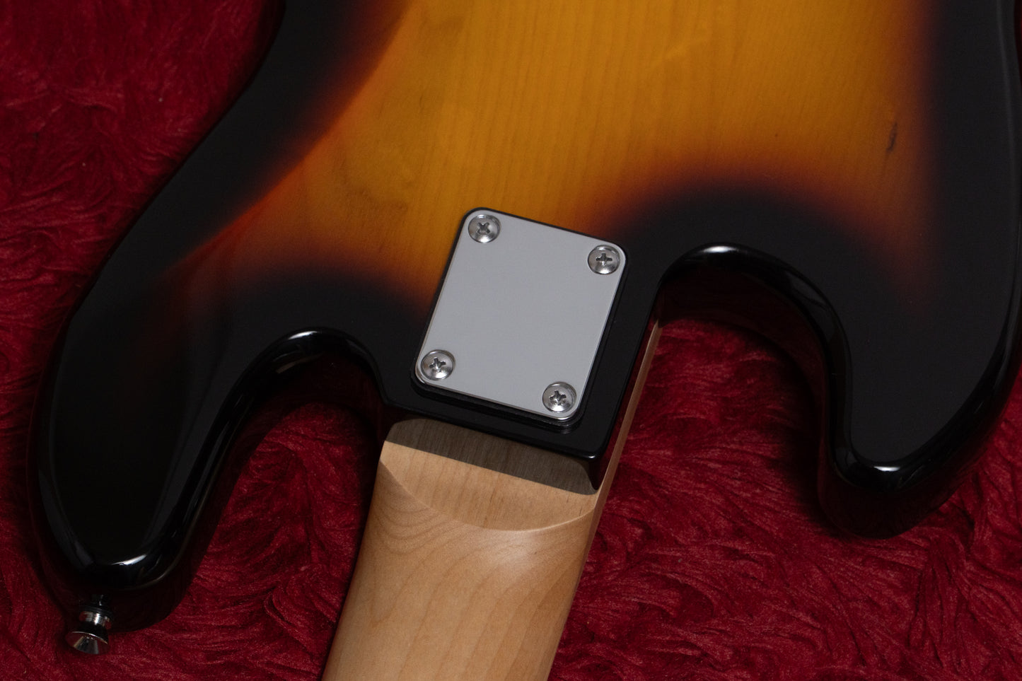 【new】woofy basses / ONE series Cavalier 5 M Sunburst