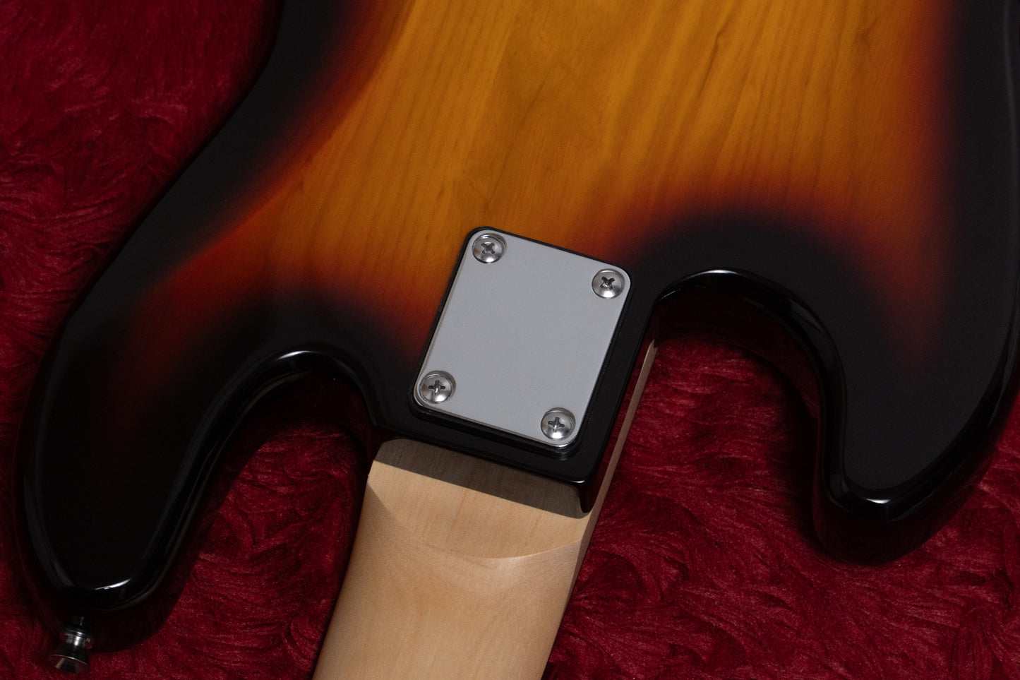 【new】woofy basses / ONE series Cavalier 5 Sunburst