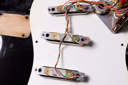 [Used】Fender / Custom Shop Eric Clapton Stratocaster Blackie 2000 #CN94164 3.64kg [TONIQ Yokohama]