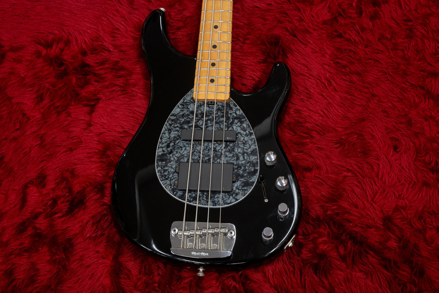 【used】ERNIE BALL MUSIC MAN / Sterling 4 HS Black #F10736 4.46kg【GIB Yokohama】