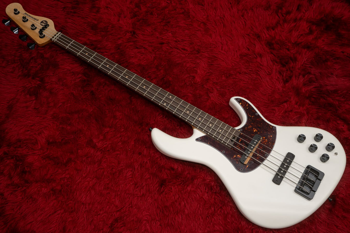 【new】Element / The Element Bass Custom 4st White Active 3.8kg #234【GIB Yokohama】