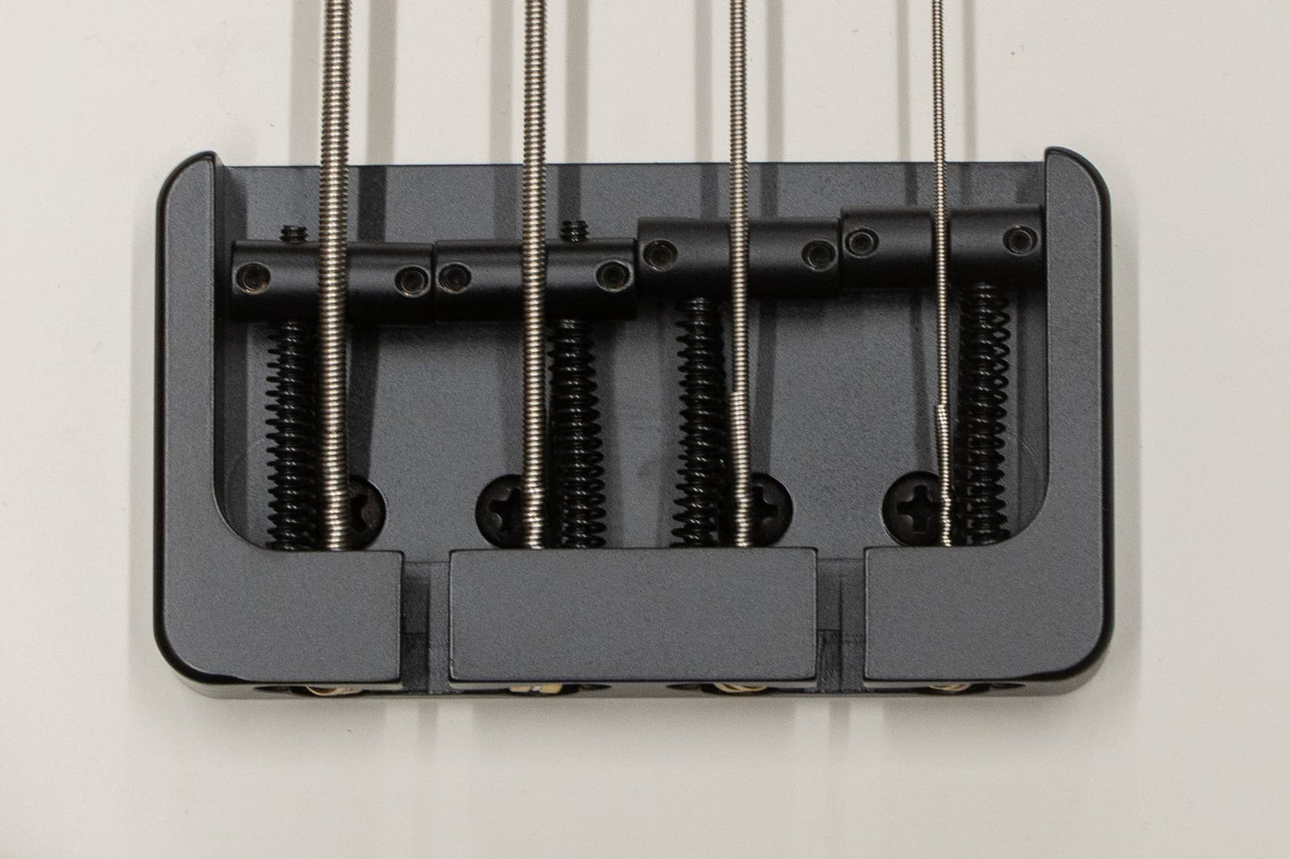 【new】Element / The Element Bass Custom 4st White Active 3.8kg #234【GIB Yokohama】