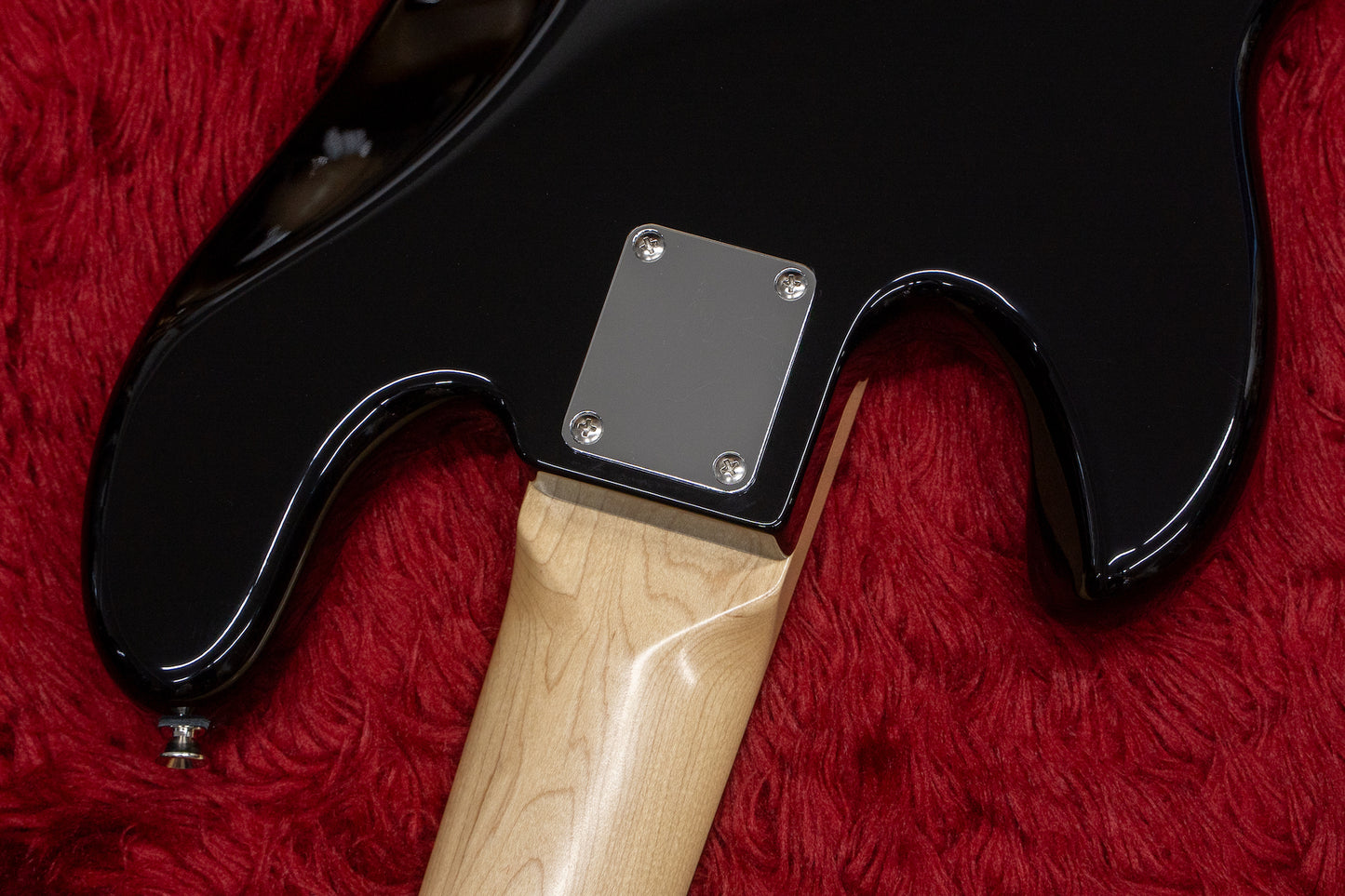 【new】Freedom Custom Guitar Research / C.S. Retro Series PJ 5st. / BLK 4.300kg #1733L【GIB Yokohama】
