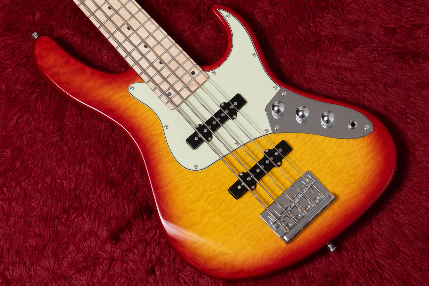 【new】woofy basses / ONE series Hank 5 M Plus Cherry Sunburst