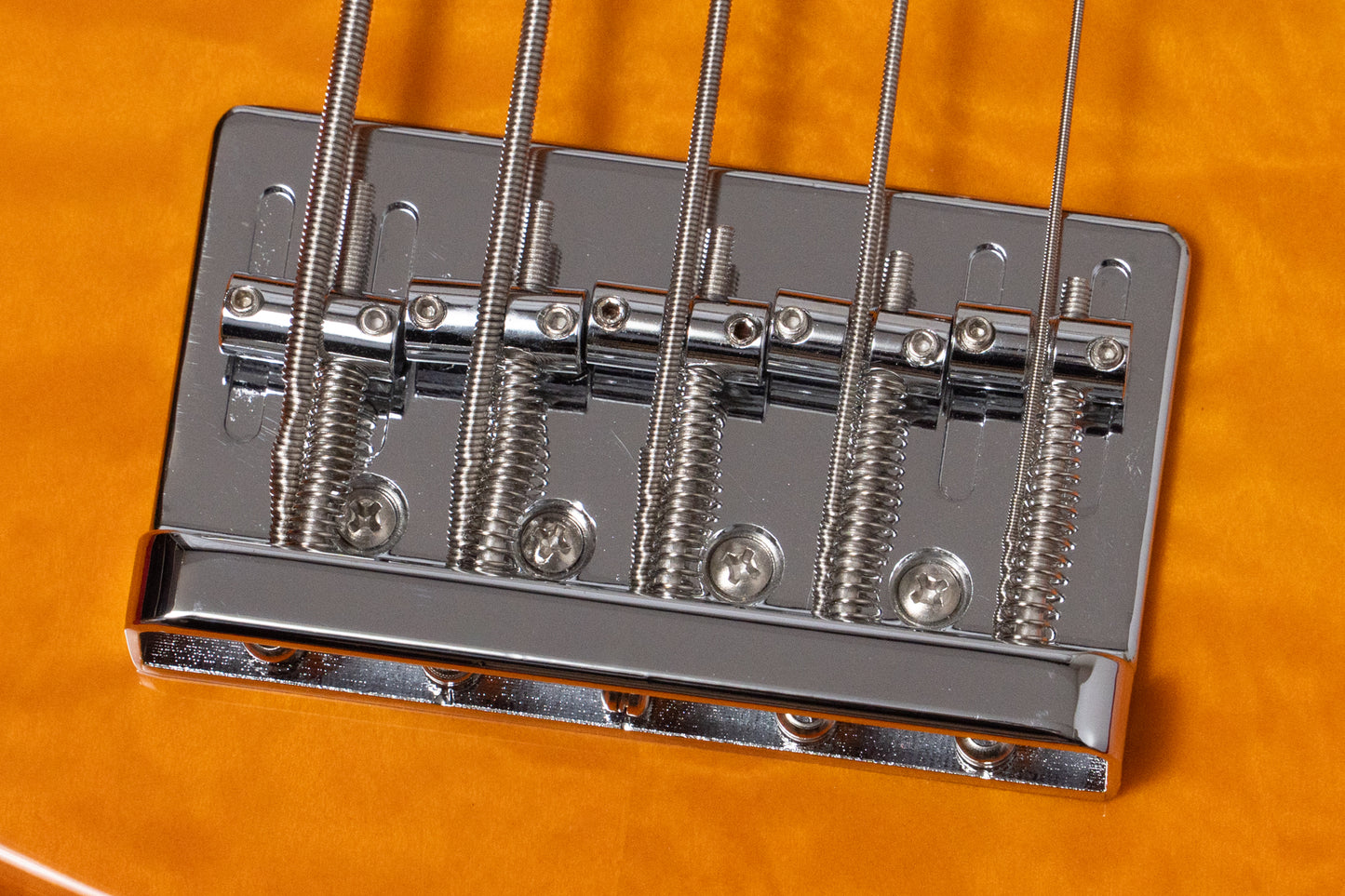 【new】woofy basses / ONE series Hank 5 M Plus Orange