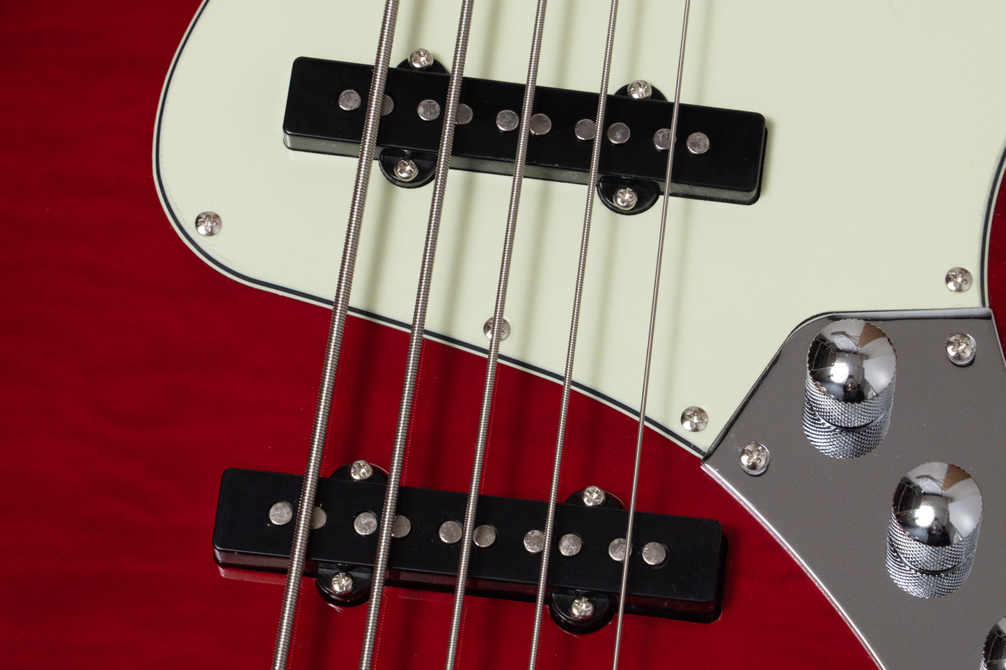 【new】woofy basses / ONE series Hank 5 M Plus See Through Red