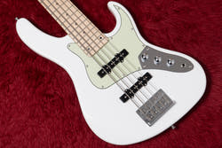 【new】woofy basses / ONE series Hank 5 M White