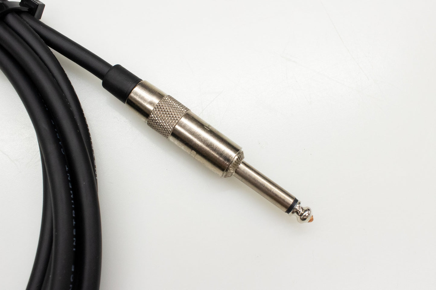 [new] LAVA CABLE / 15FT LAVA MAGMA R/A-1/4 [Yokohama]