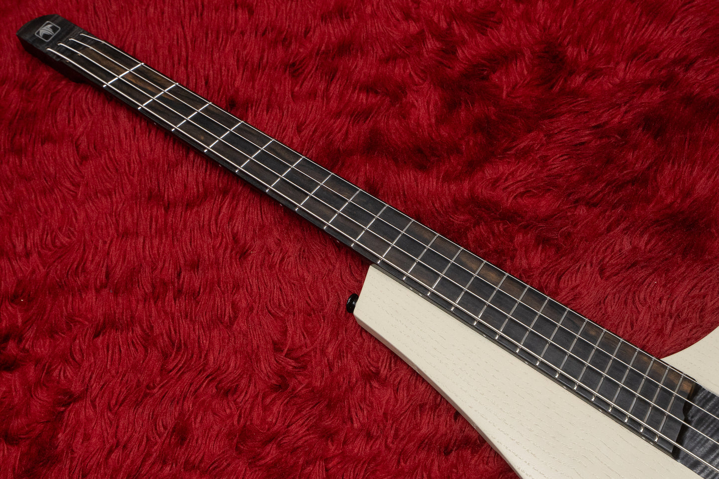 【new】Meta Guitars / Veil B4 Medium Scale Champagne Beige 3.135kg【GIB Yokohama】