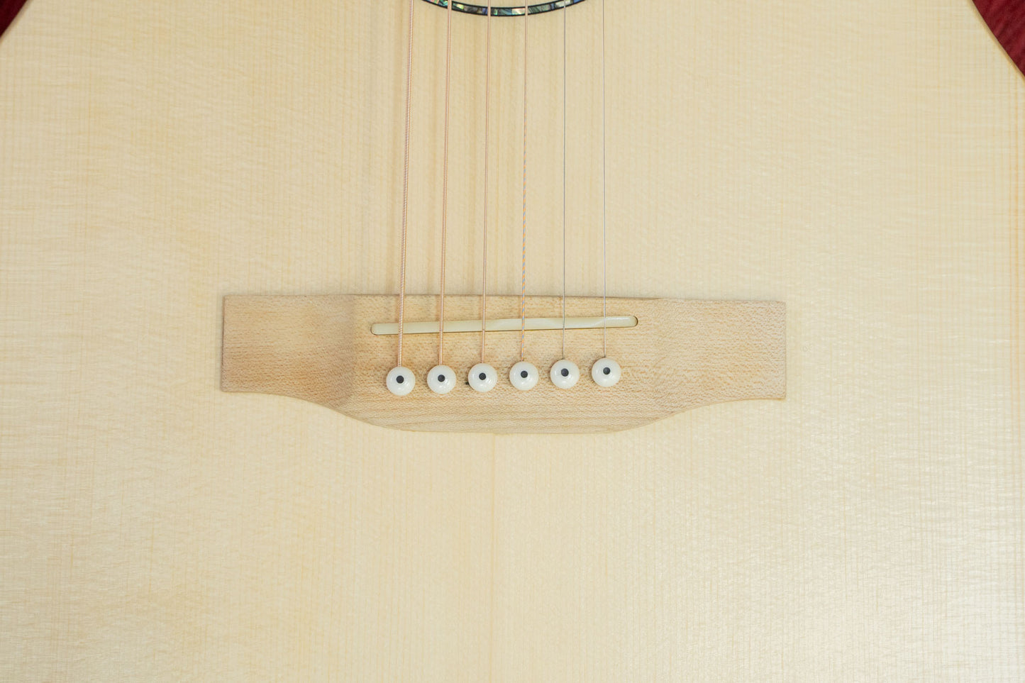 [new] NAGI GUITARS / shiro  [Yokohama]