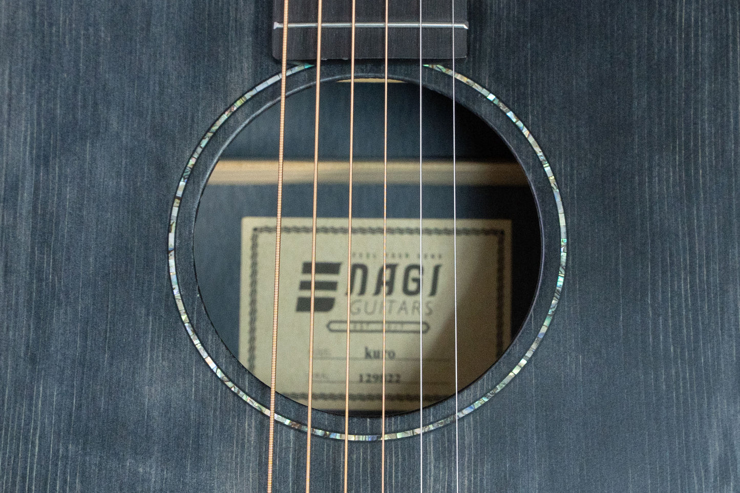 [new] NAGI GUITARS / kuro  [Yokohama]