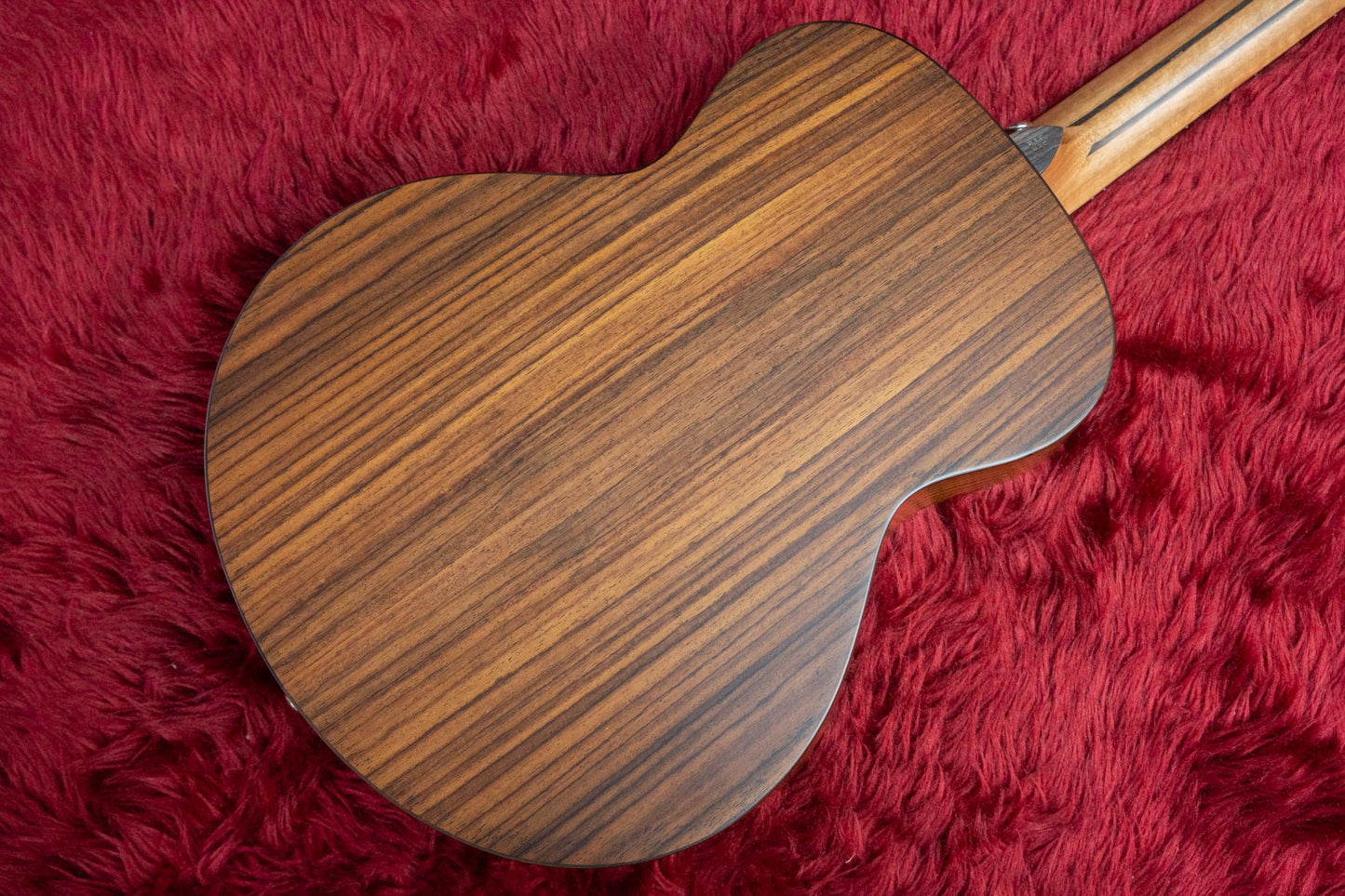 [new] NAGI GUITARS / kuro mini  [Yokohama]