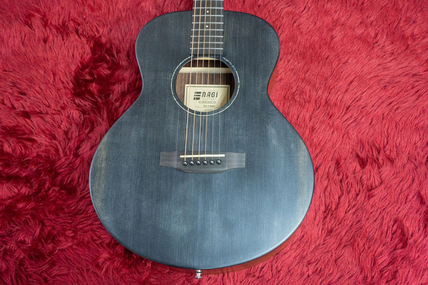 [new] NAGI GUITARS / kuro mini  [Yokohama]