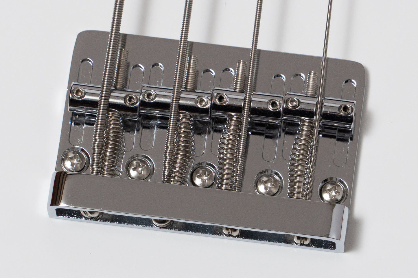 【new】woofy basses / ONE series Poodle 4 Solid White