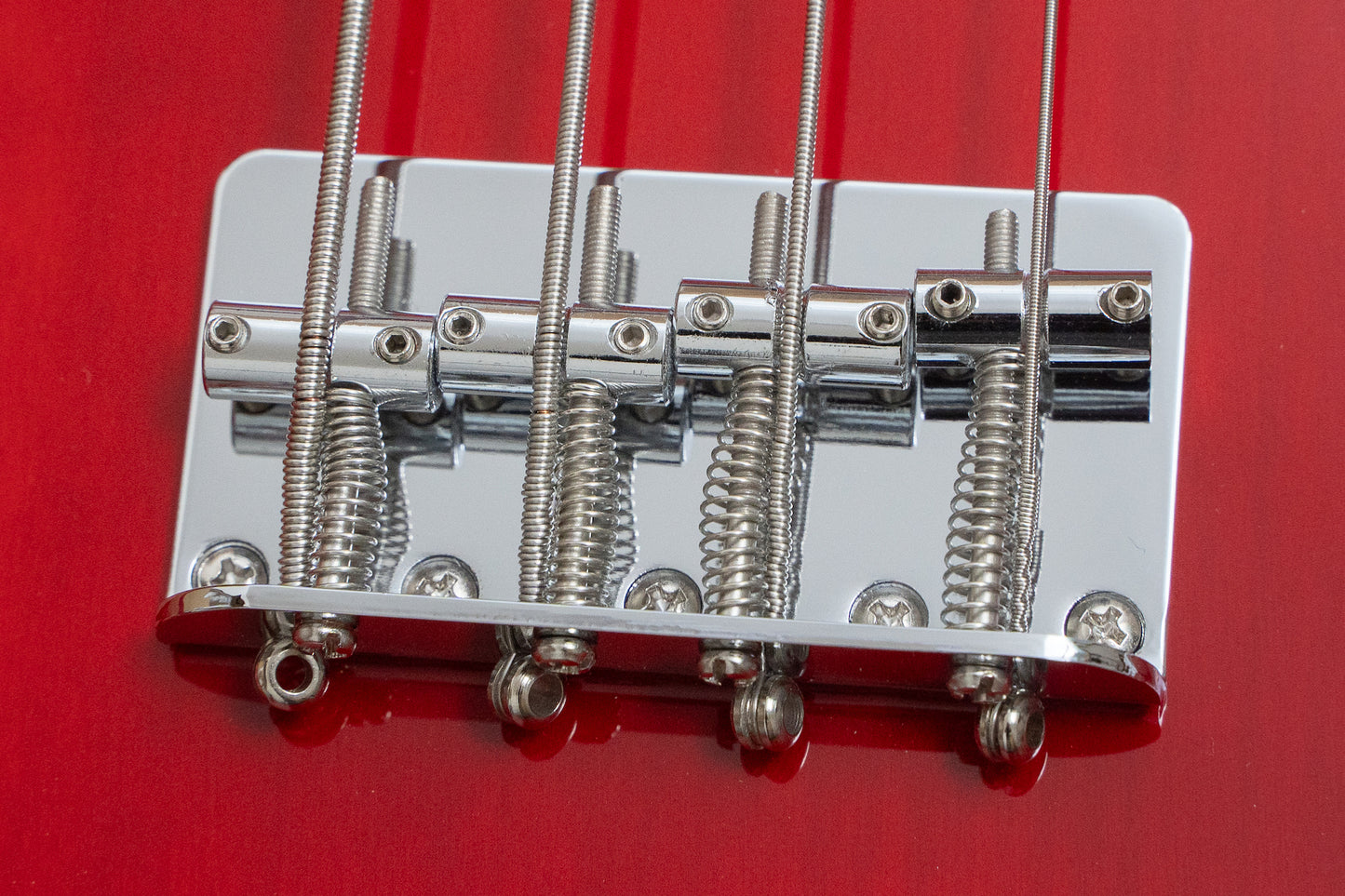 【new】woofy basses / ONE series Woo 4 See Through Red