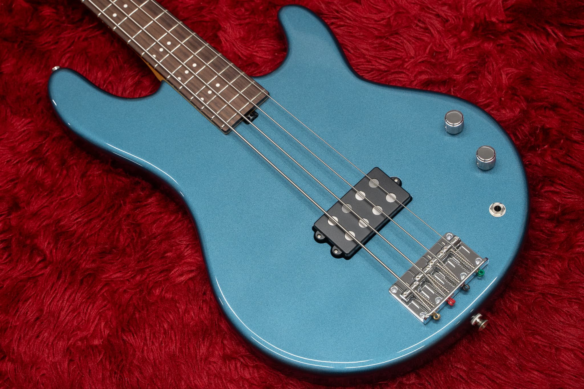 Three Dots Guitars FB（BLK/R） Three Dots Guitars FB (Alder/BLK/R) ｜イケベ楽器店オンライン