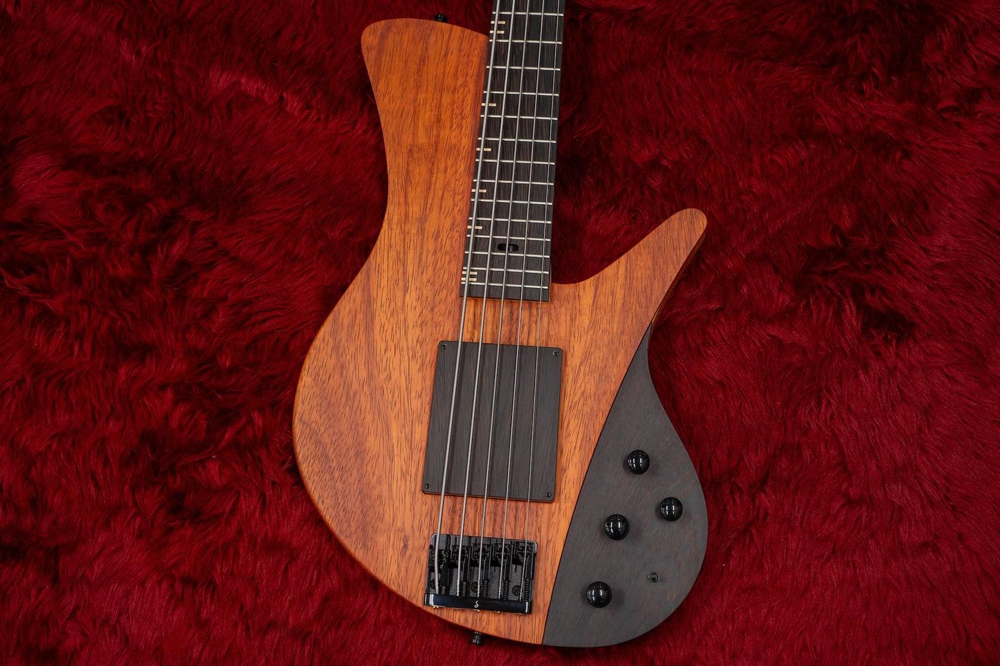 [new] Ulrich Bass Design / Saulus duo padouk 5 string 3.575kg [GIB Hyogo]