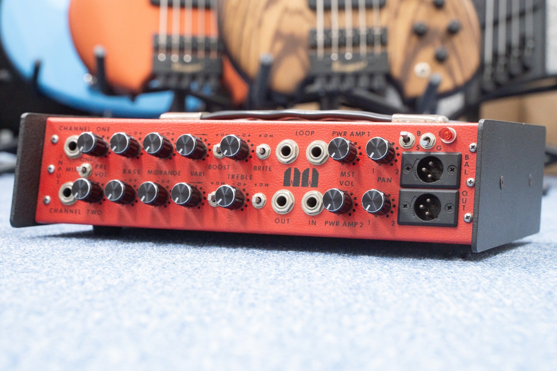 ベース WALTER WOODS MI-200-8 / M-300 Walter Woods MI-200-8 Electracoustic Bass Amp - Recently