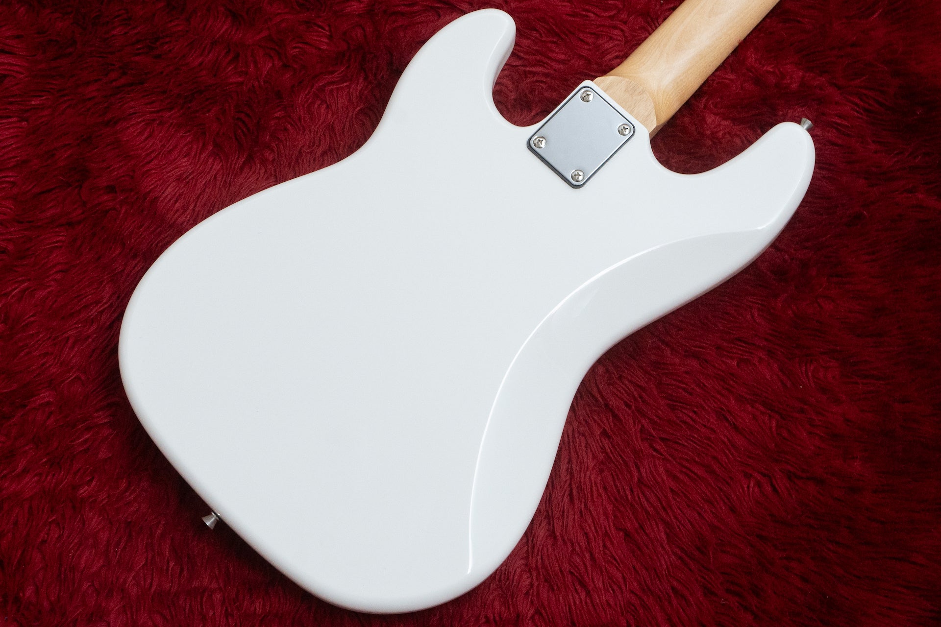 new】woofy basses / ONE series Woo 4 White – Bass Shop Geek IN Box