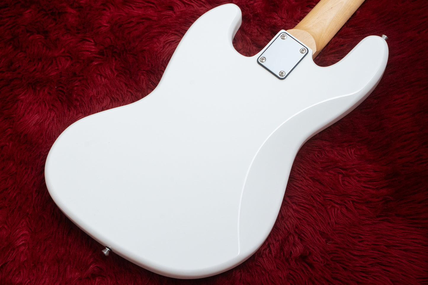 【new】woofy basses / ONE series Cavalier 4 White