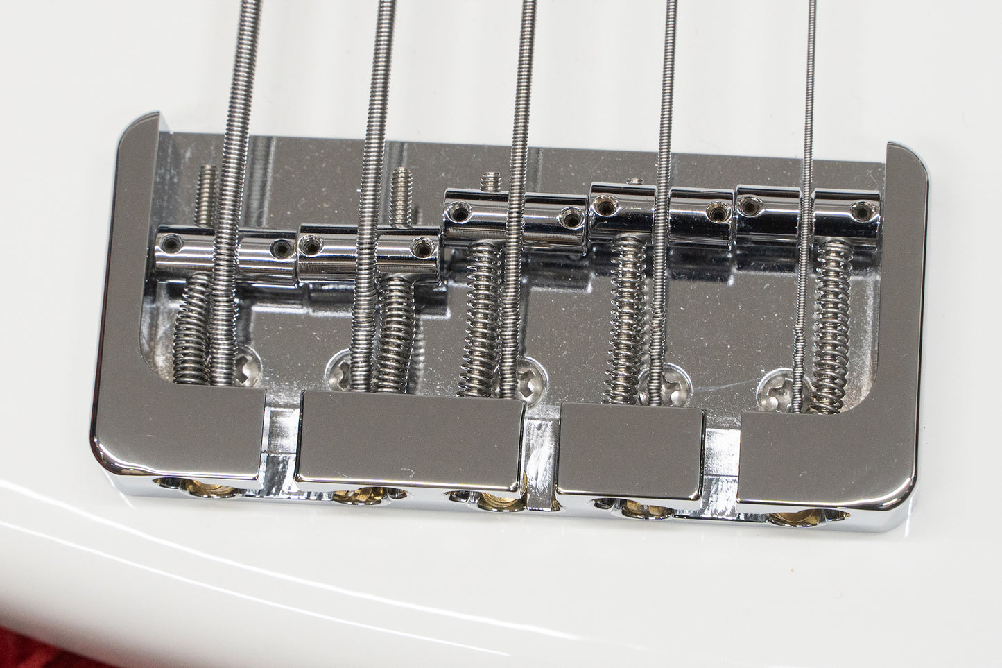 [new] Xotic  Bass / XJ-Core 5st Olympic White/Alder/R/MH/XTCT  #23004 4.3kg [Yokohama]