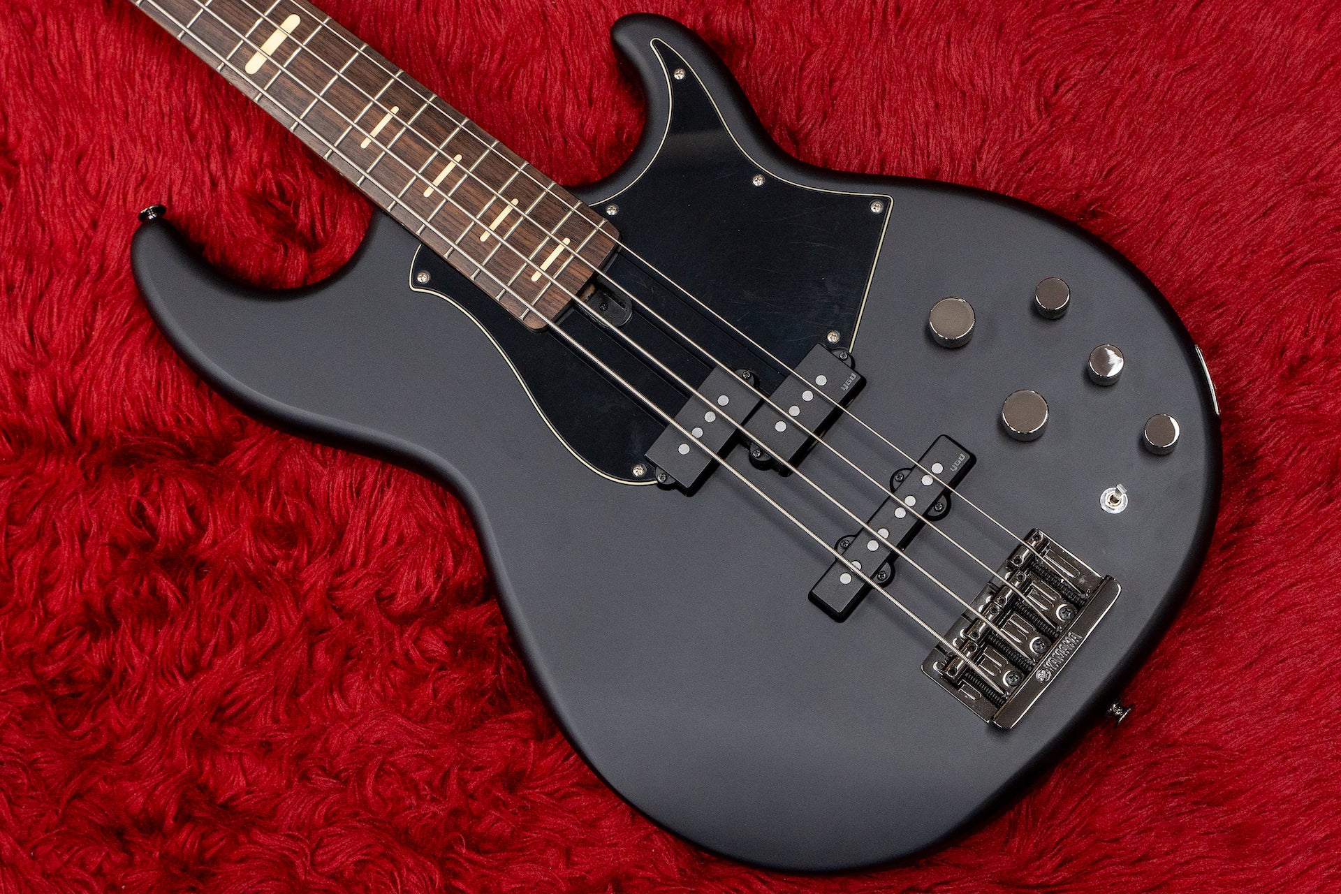 YAMAHA BB734A 交渉可 Yamaha BB734A Indigo Blue 4-string Electric Bass Guitar