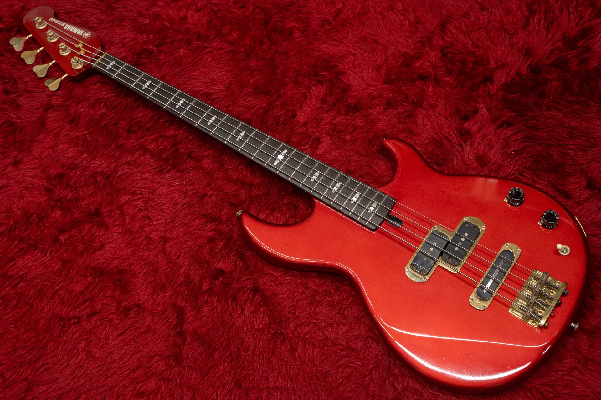 ヤマハベース、BB3000赤 used】YAMAHA / BB3000 1983 4.195kg #108518【GIB Yokohama】 – Bass
