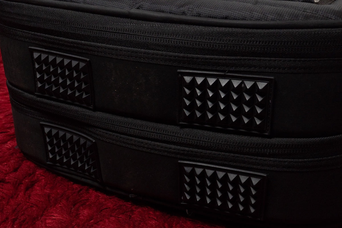 【used】mono / M80-2B BLK DUAL BASS CASE【GIB Yokohama】