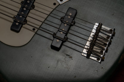 【used】Fender / American Vintage 62 Jazz Bass 2006 Refinish Mod. 2006 4.020kg #V163124【GIB Yokohama】