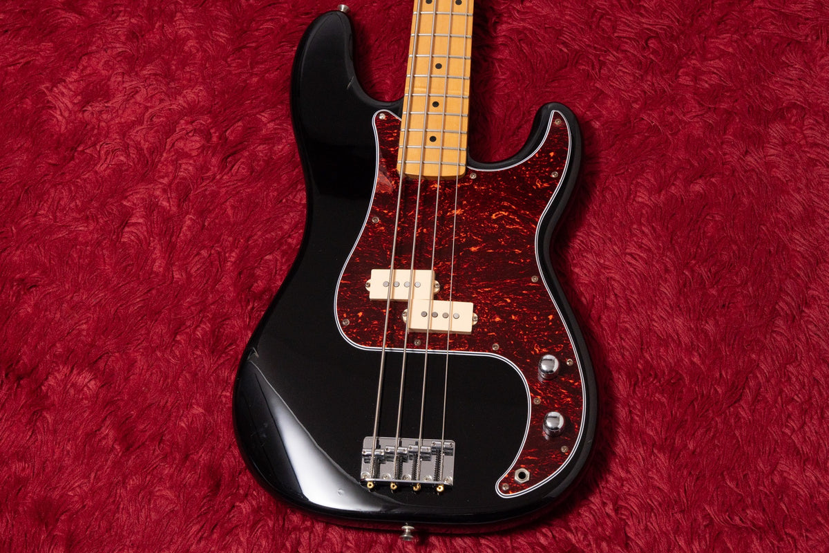 【used】Fender / Player Series Precision Bass BLK 2018 3.695kg #MX18018142【GIB Yokohama】