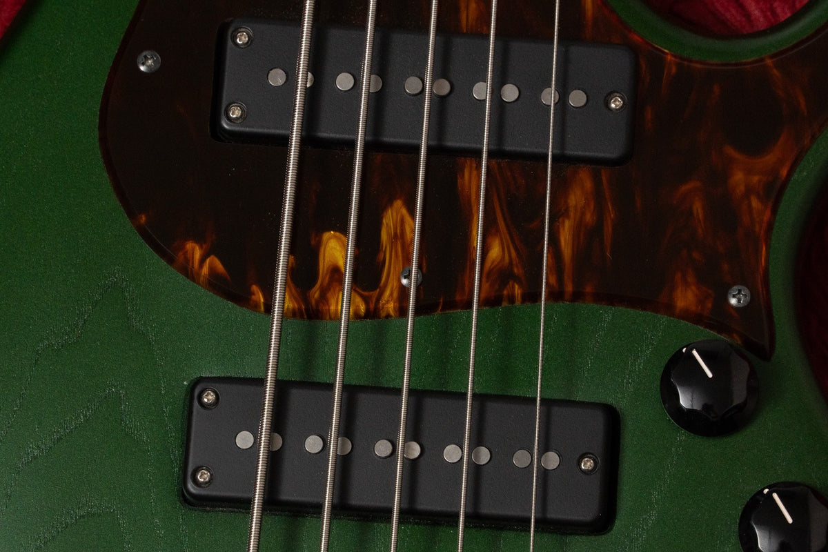 【new】saitias guitars / Lorentz 5 Custom "Swamp Ash open Pore"/Green Metallic 2.710kg #881026147【GIB Yokohama】