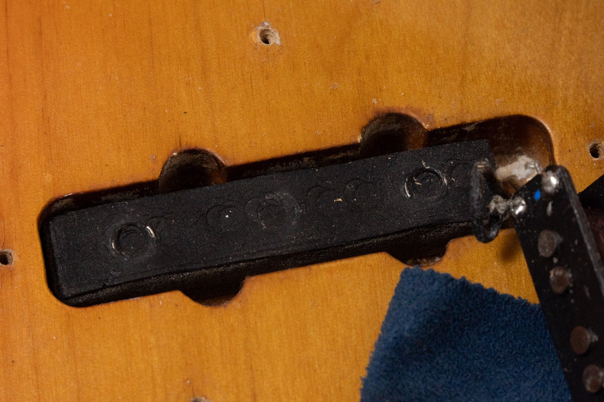 【used】Fender / 1972 Jazz Bass 3TS 3.950kg #371893【Consignment】【GIB Yokohama】