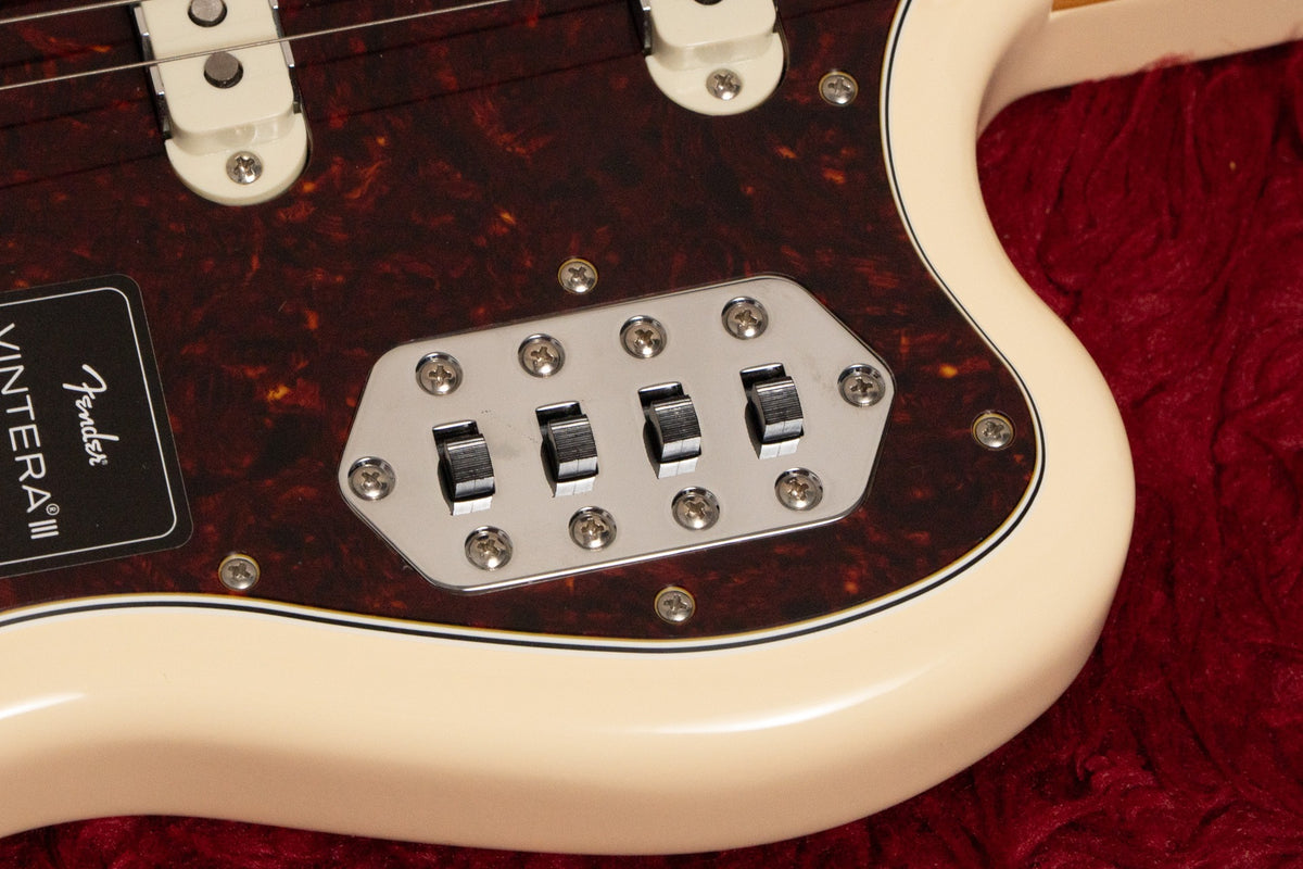 【used】Fender / Vintera III Early60’s Bass VI Olympic White 2026 4.550kg #MX26009977【GIB Yokohama】
