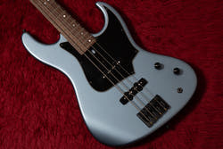 【used】Wood Custom Guitars / Vibe Standard - 4 Ice Blue Metallic 3.710kg #064【GIB Yokohama】