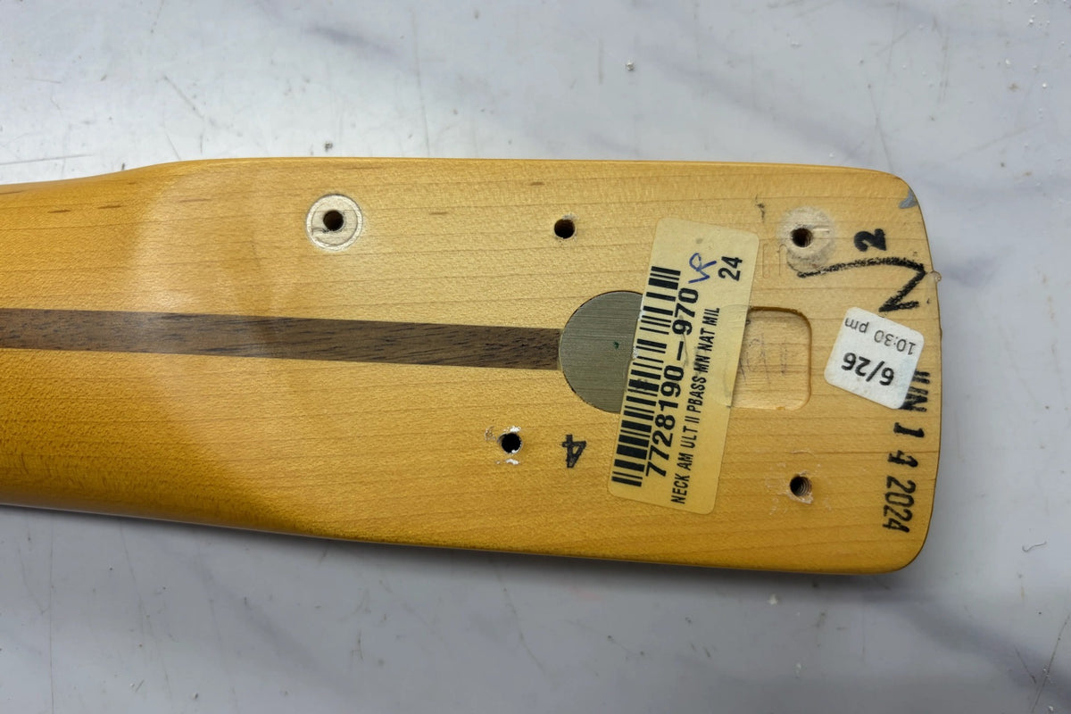 【used】Fender / American UltraⅡPrecision Bass Ultraburst 2024 4.255kg #US24009599【GIB Yokohama】