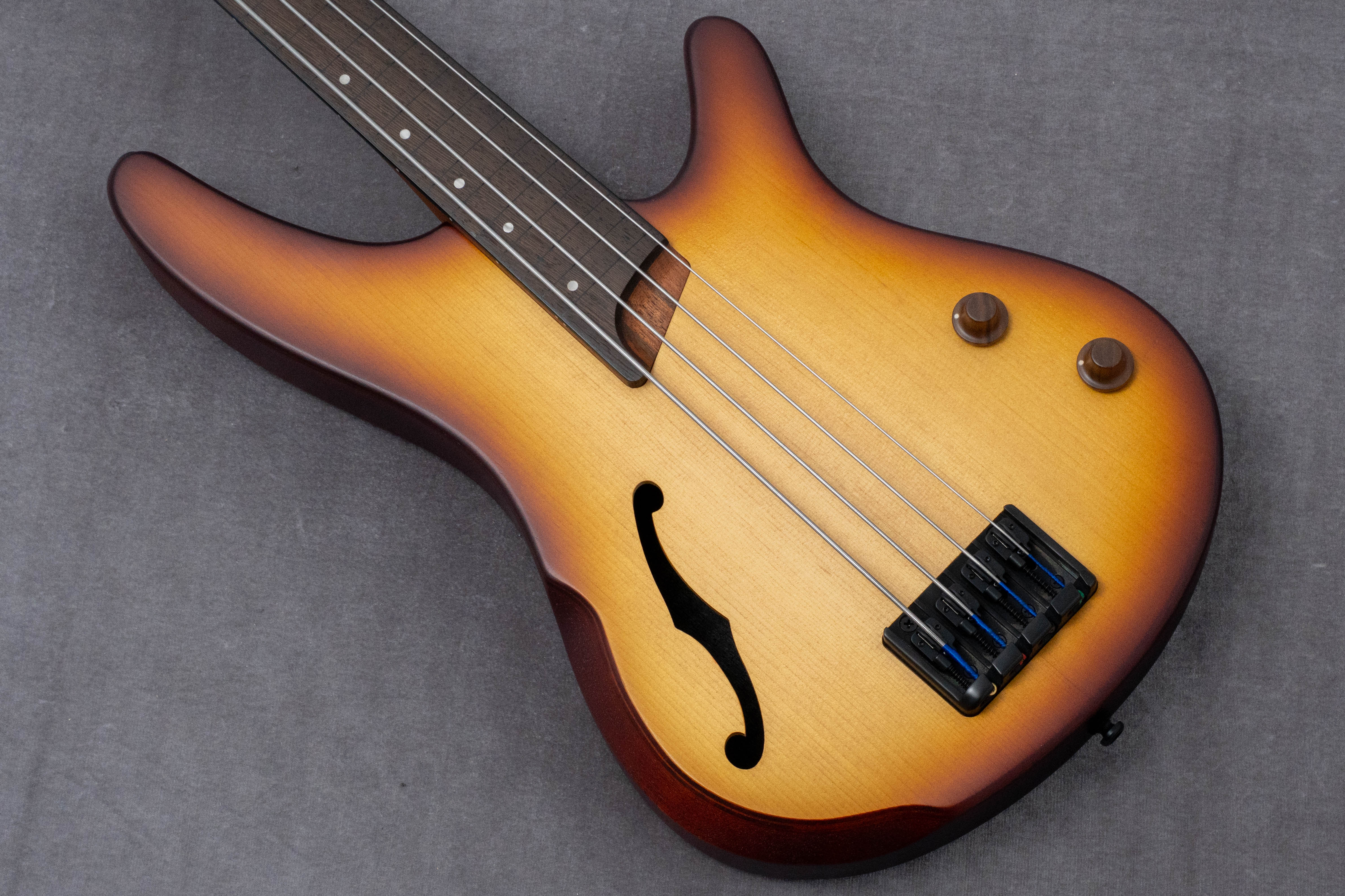 Bass Shop Geek IN Box