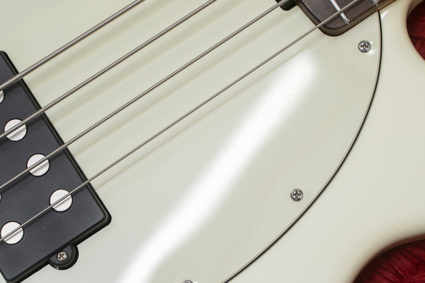 【used】Ernie Ball Music Man / StingRay Special Ivory White 2020 3.800kg #F88248【GIB Yokohama】