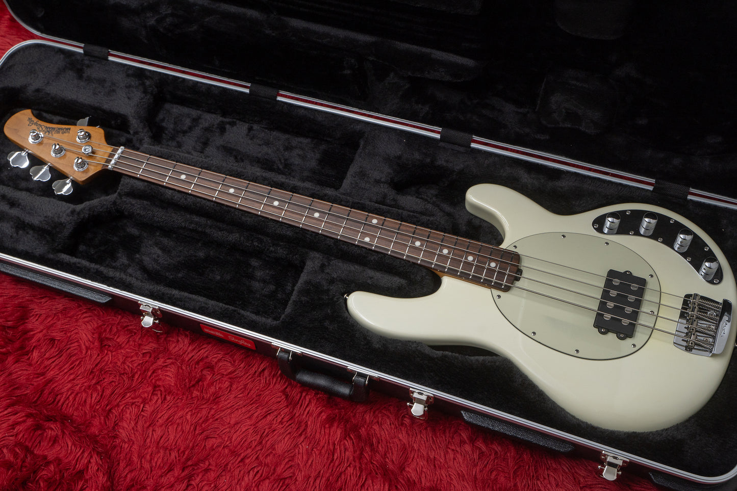 【used】Ernie Ball Music Man / StingRay Special Ivory White 2020 3.800kg #F88248【GIB Yokohama】