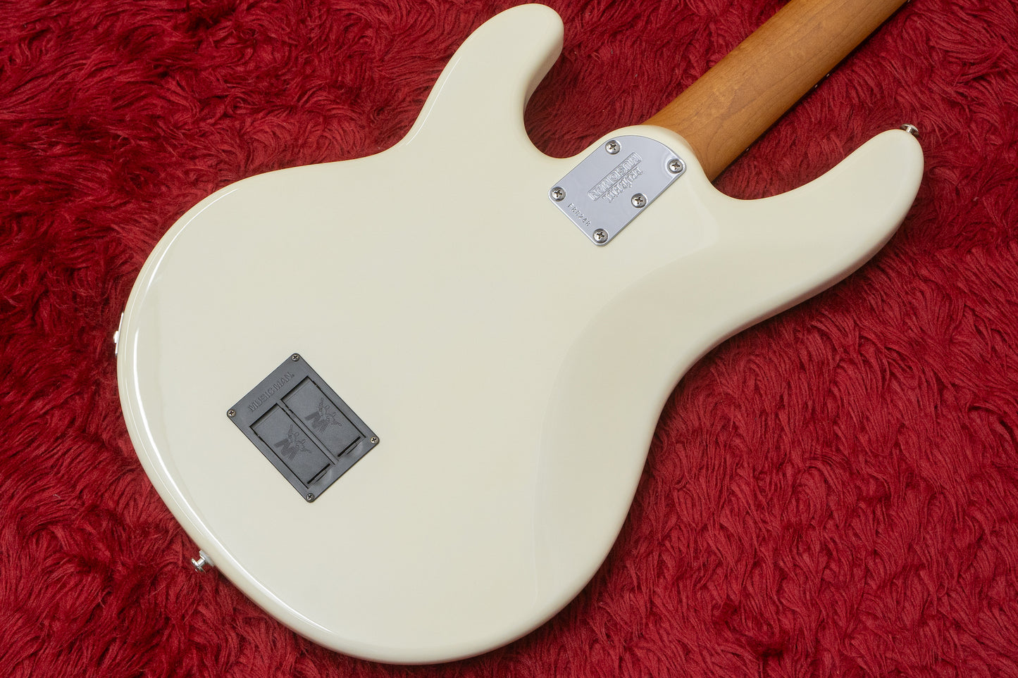 【used】Ernie Ball Music Man / StingRay Special Ivory White 2020 3.800kg #F88248【GIB Yokohama】