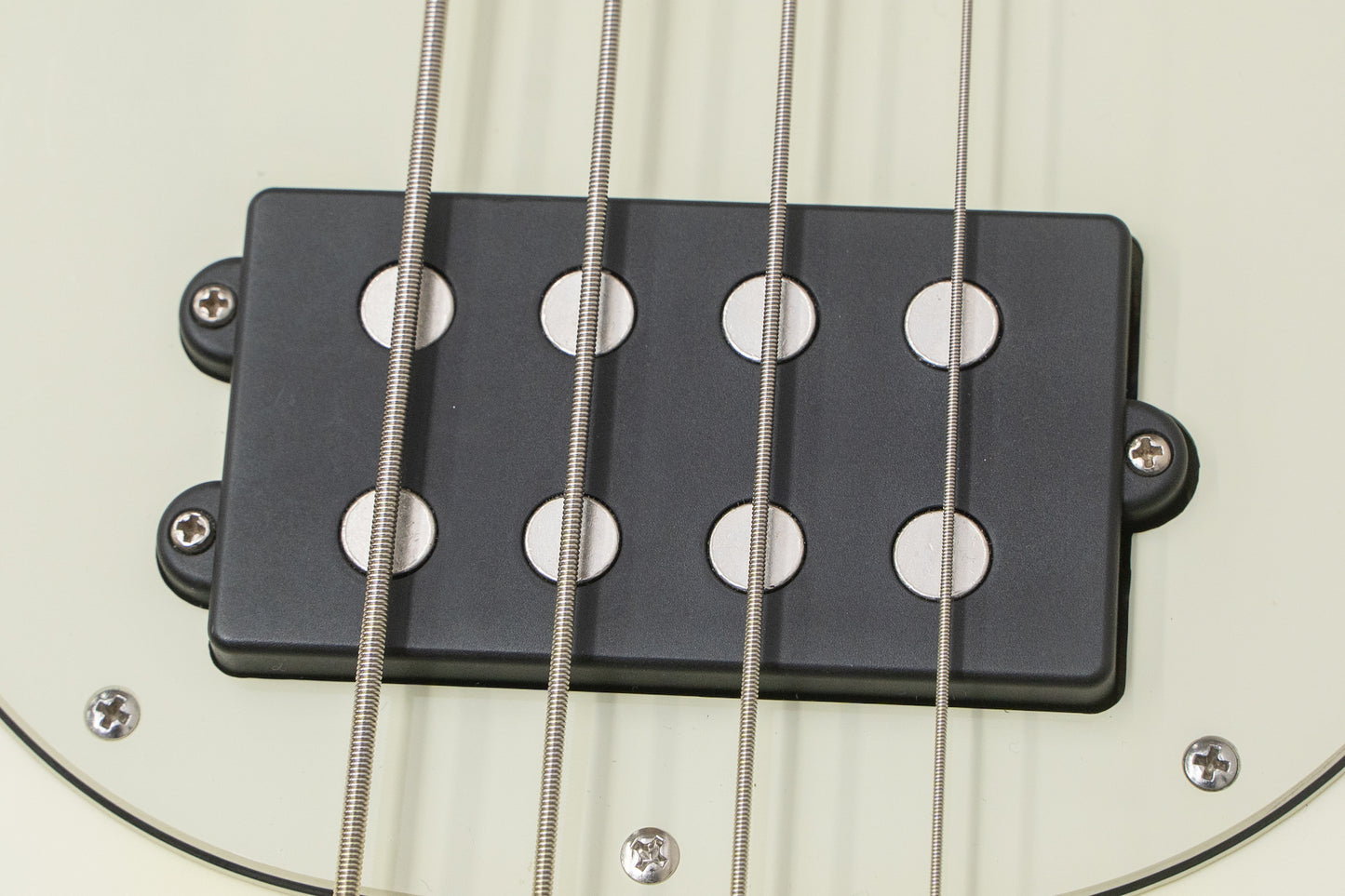 【used】Ernie Ball Music Man / StingRay Special Ivory White 2020 3.800kg #F88248【GIB Yokohama】
