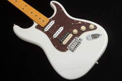 【used】Fender / American Ultra Stratocaster HSS Mod Arctic Pearl #US2302556 3.67kg【GIB Yokohama】