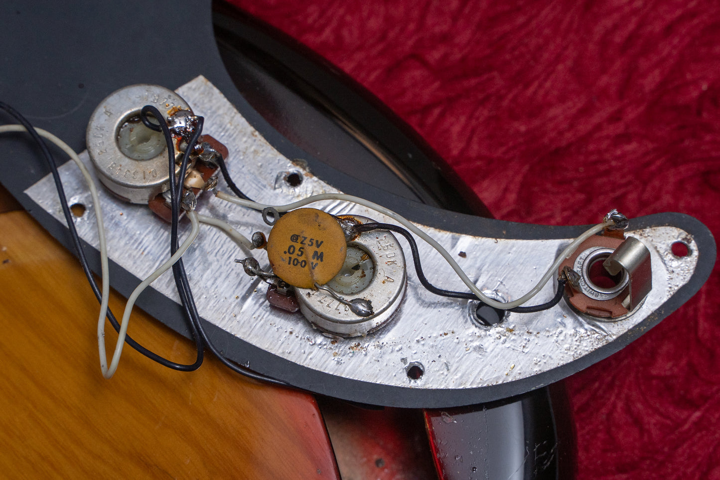 【used】Fender / 1977 Precision Bass 3TS #S757818 4.055kg #S757818【GIB Yokohama】