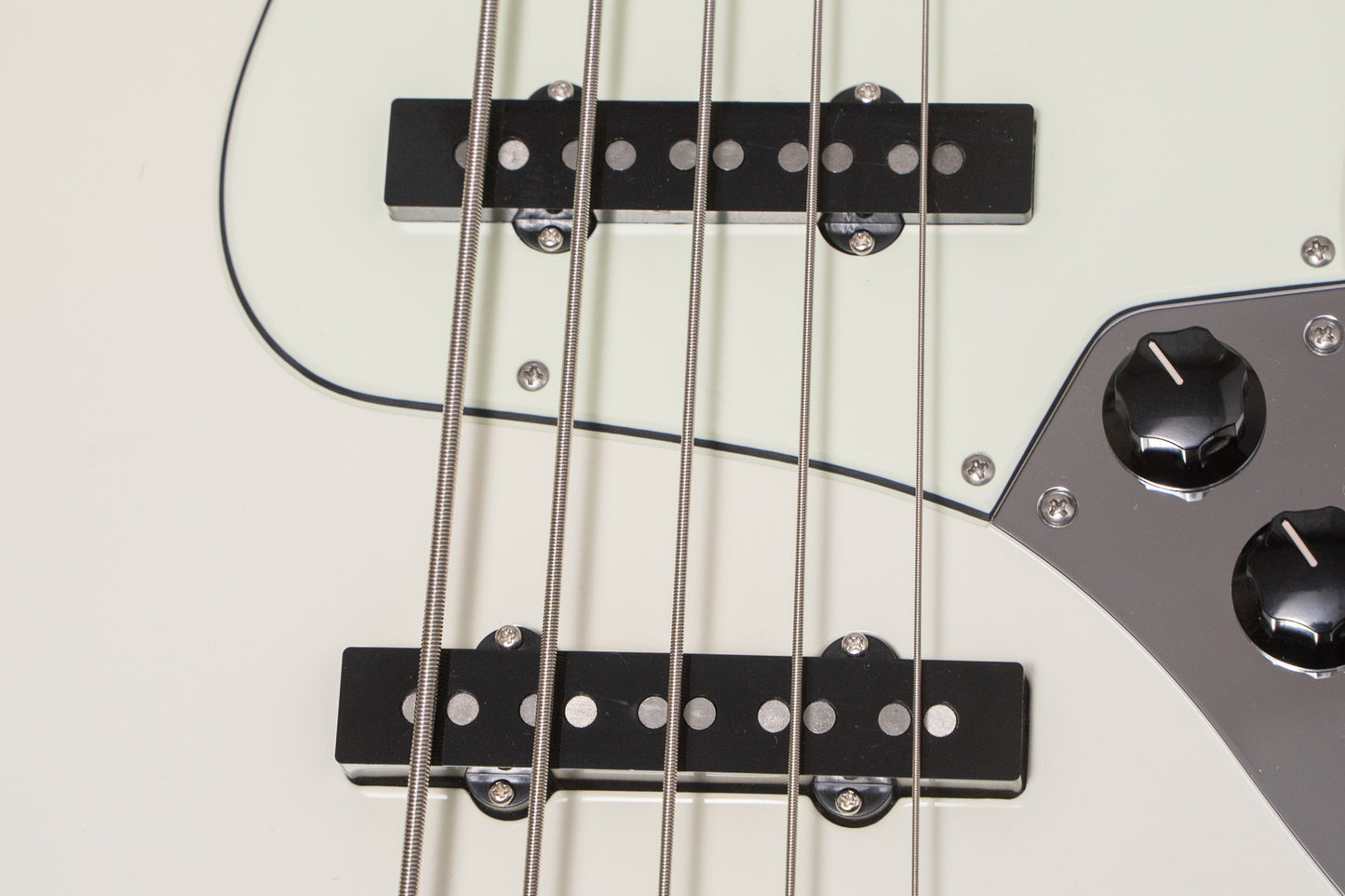 【new】Freedom Custom Guitar Research / C.S.R.S. JB 5st OW 4.185kg #1832L【GIB Yokohama】