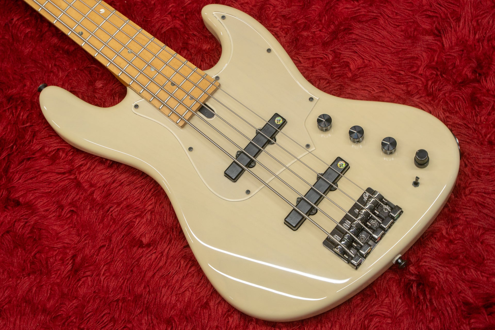 Brian by Bacchsus ベース Brian By Bacchus - Bass Guitars - Basschat