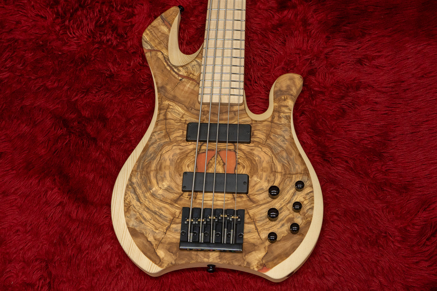 【outlet】Markbass / KILIMANJARO MAK-B / KLJF15 / B-M OLV 3.835kg #BA400134【GIB Yokohama】